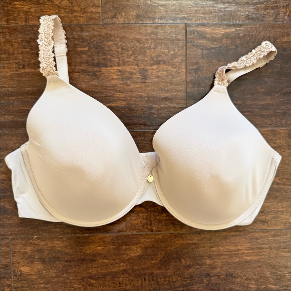 Natori Light Nude Smooth T-Shirt Bra with Lace Straps